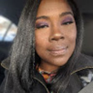 Meet your Posher, Toni